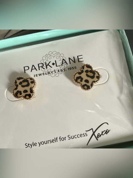 Park Lane Jewelry - FINAL! No offers accepted. Park Lane Brown Leopard Lana Stud Earrings NIB
